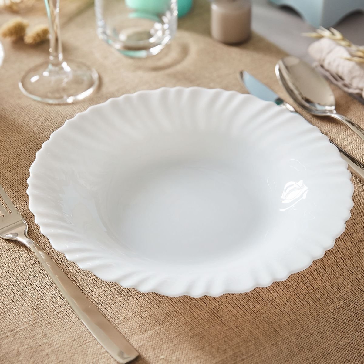 LUMINARC FESTON ASSIETTE CREUSE 23CM – Image 3